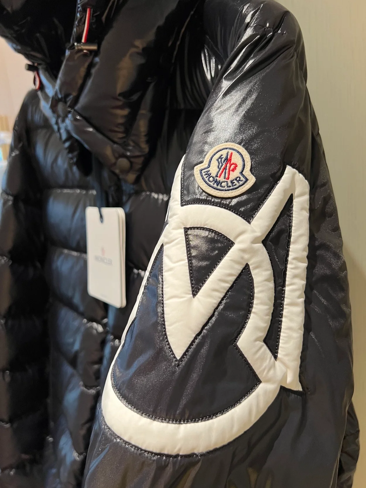 몽클레어 Saulx 다운 자켓