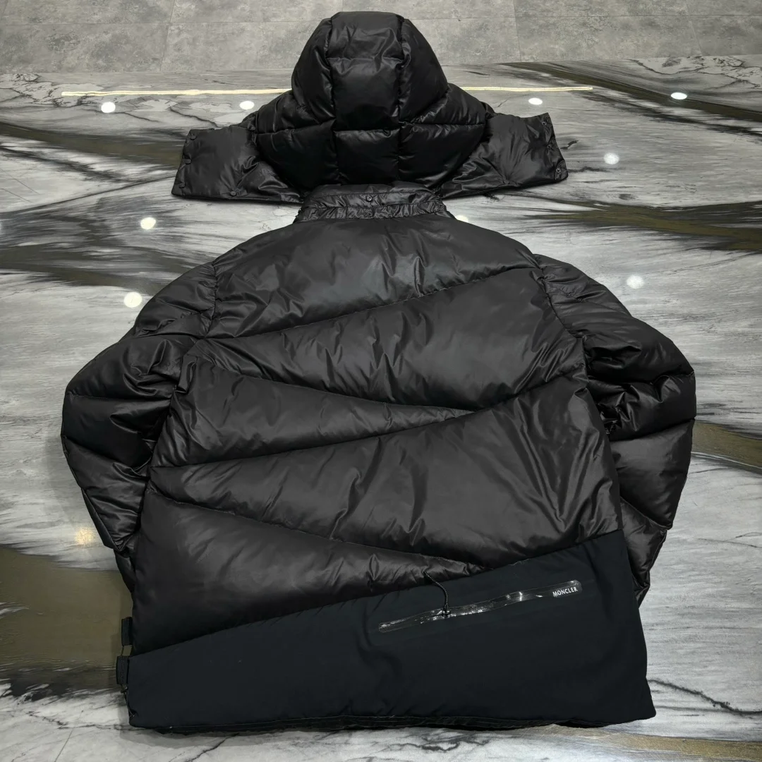 몽클레어 Yonne 쇼트 다운 자켓