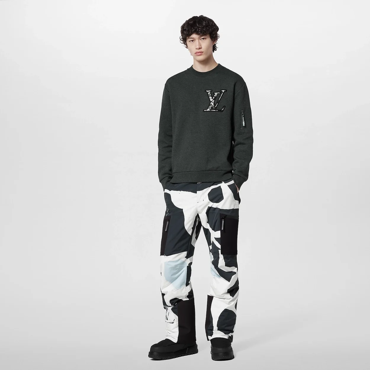 루이비통 코튼 크루넥 1AFAZI