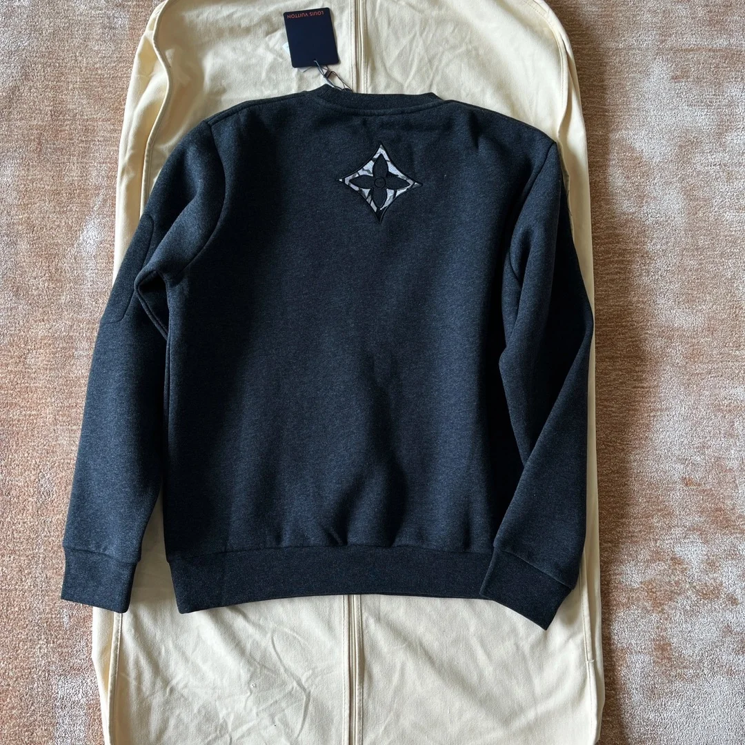 루이비통 코튼 크루넥 1AFAZI