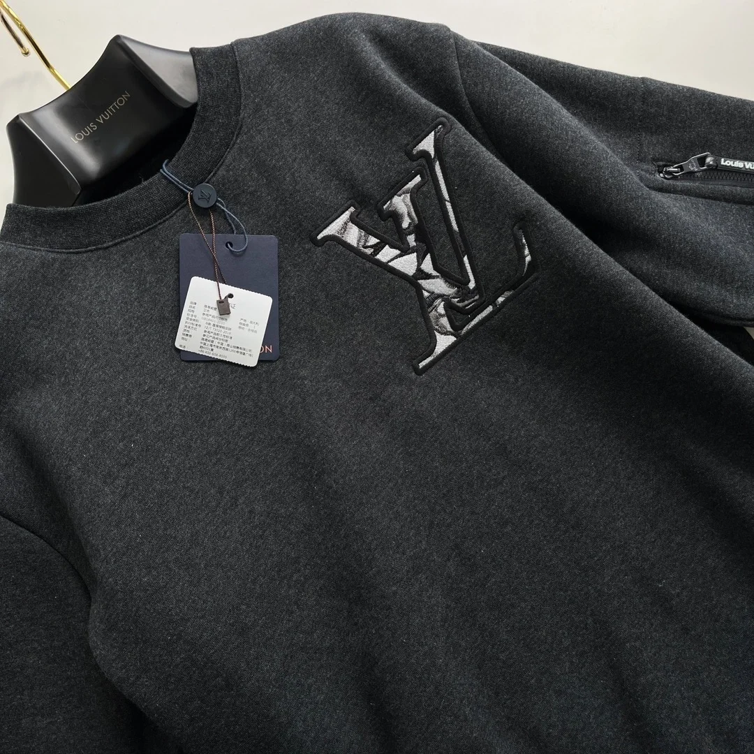 루이비통 코튼 크루넥 1AFAZI