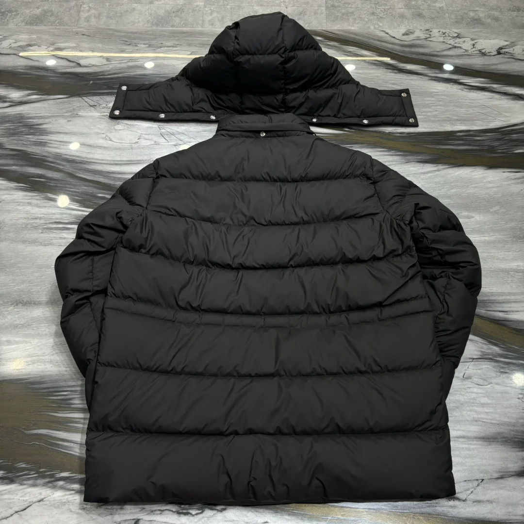 몽클레어 블랙 Bauges 쇼트 다운 자켓