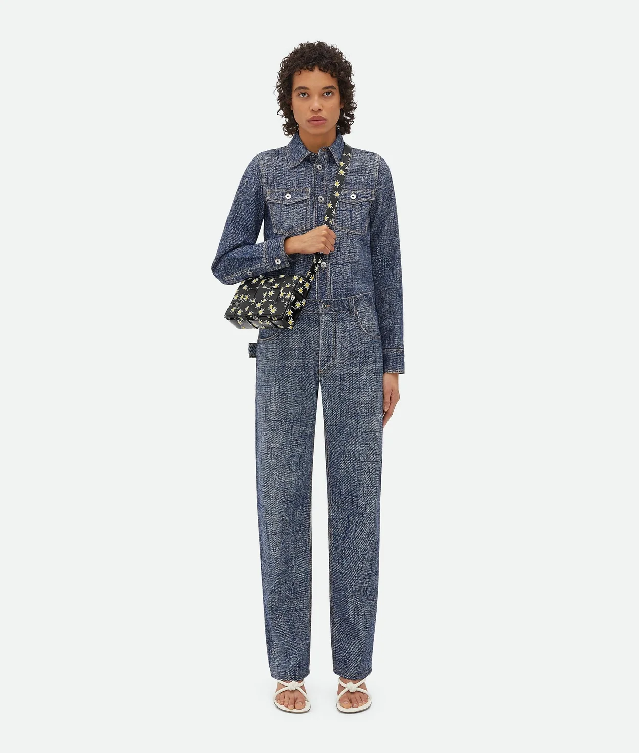 보테가 베네타 데이지 프린트 카세트백