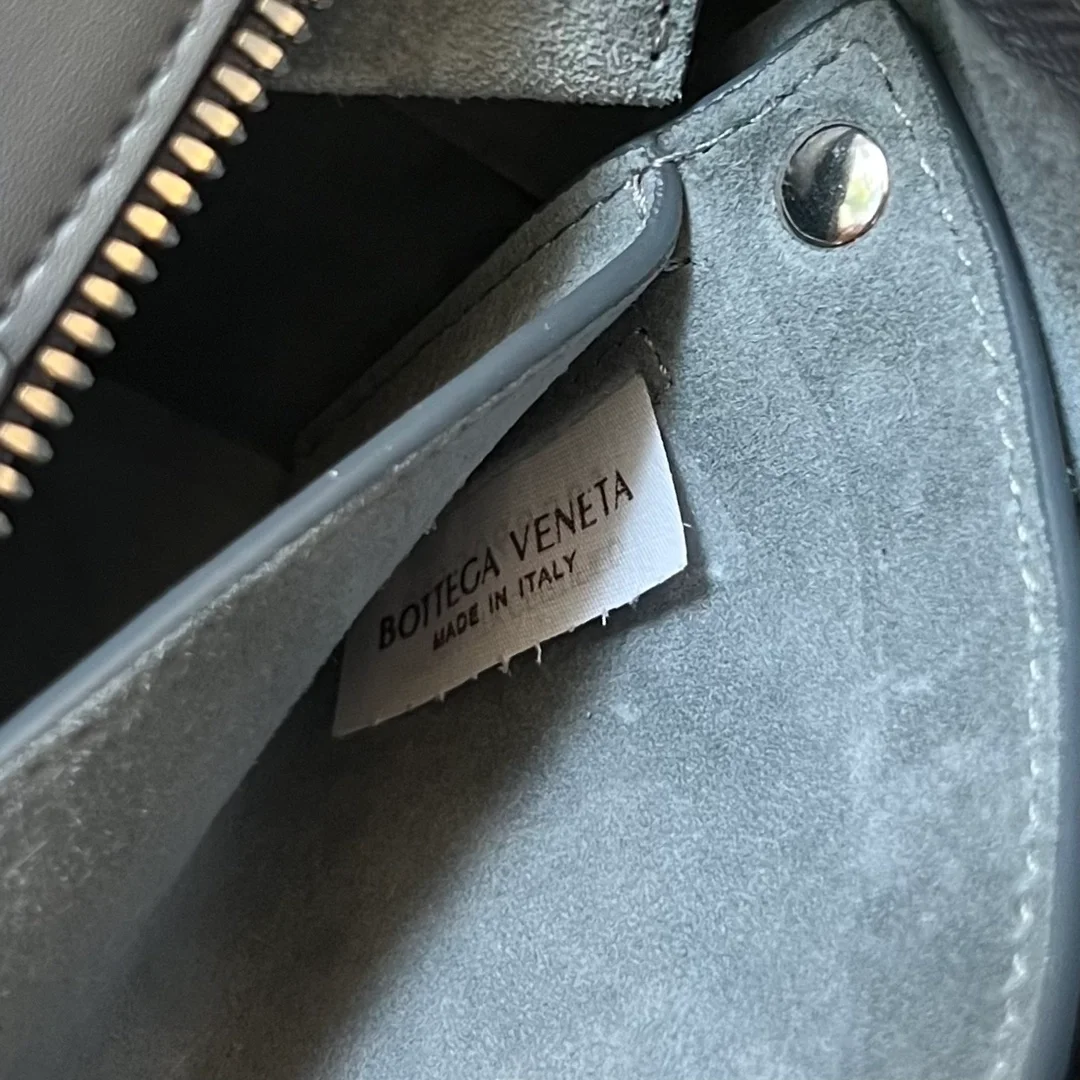 보테가 베네타 썬더 스몰 브릭 카세트백