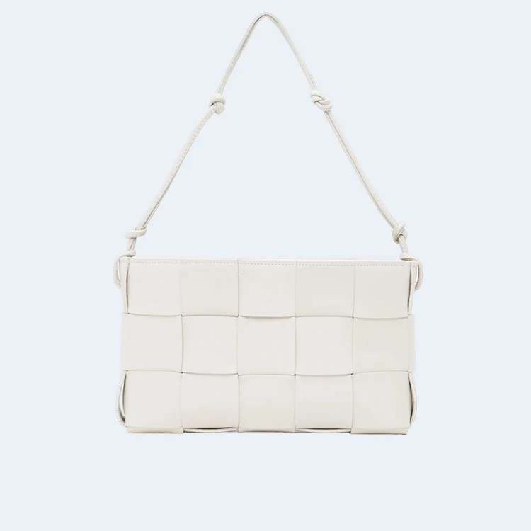 보테가 베네타 화이트 카세트 파우치 숄더백