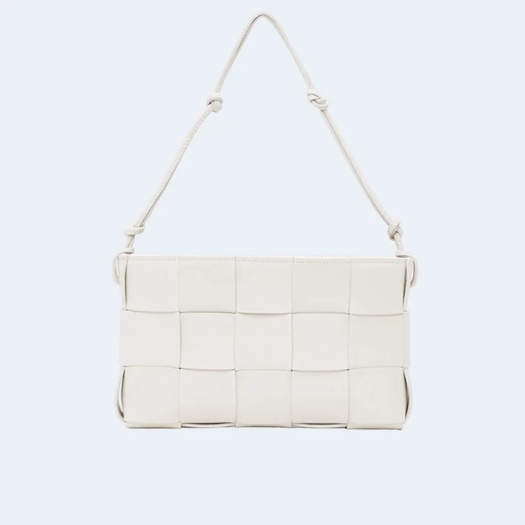 보테가 베네타 화이트 카세트 파우치 숄더백