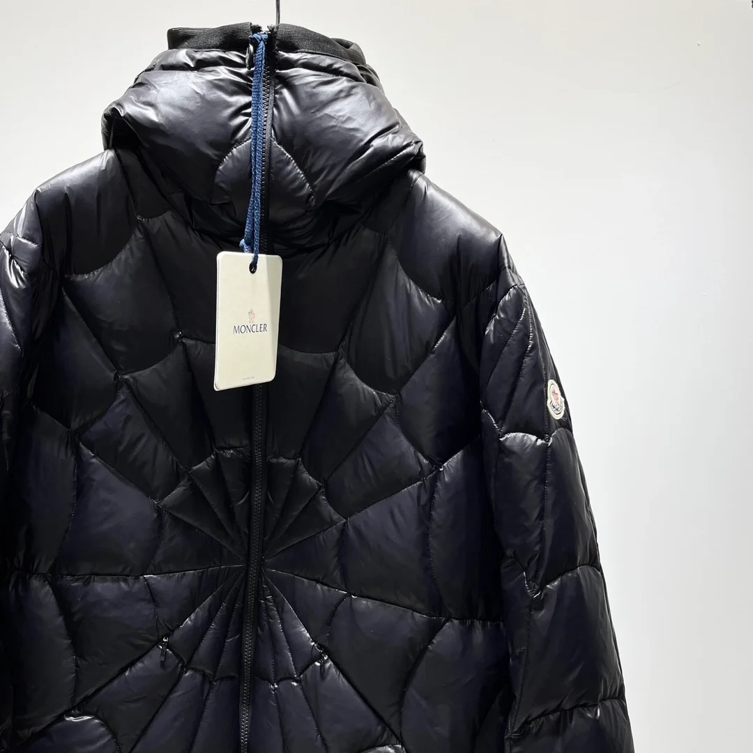 몽클레어 비올레 스파이더맨 숏 다운 자켓