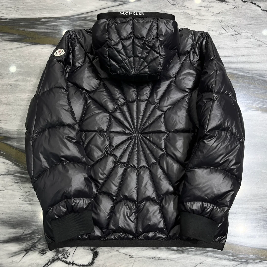 몽클레어 비올레 스파이더맨 숏 다운 자켓