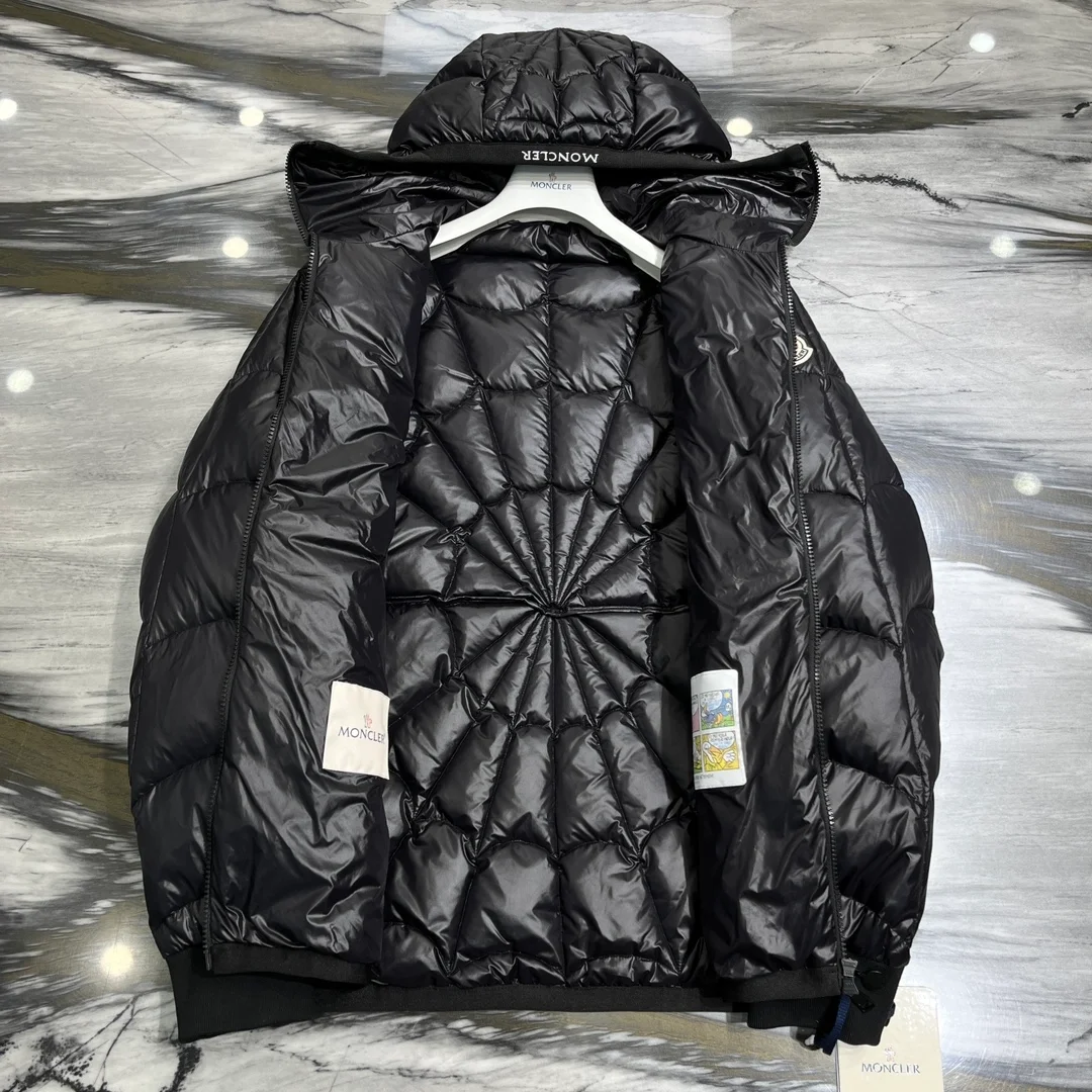 몽클레어 비올레 스파이더맨 숏 다운 자켓