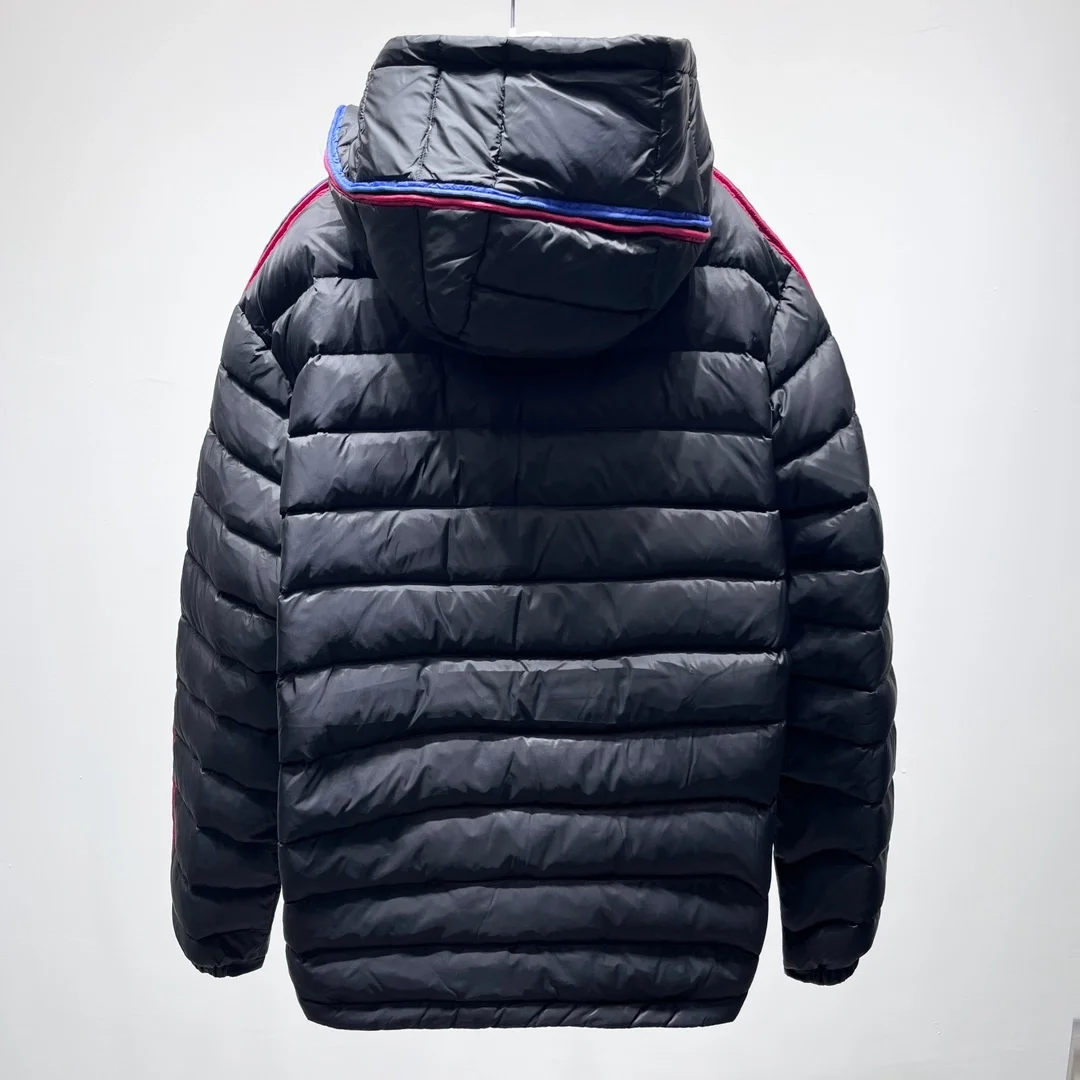 몽클레어 로고 패치 삼색 라이닝 자켓