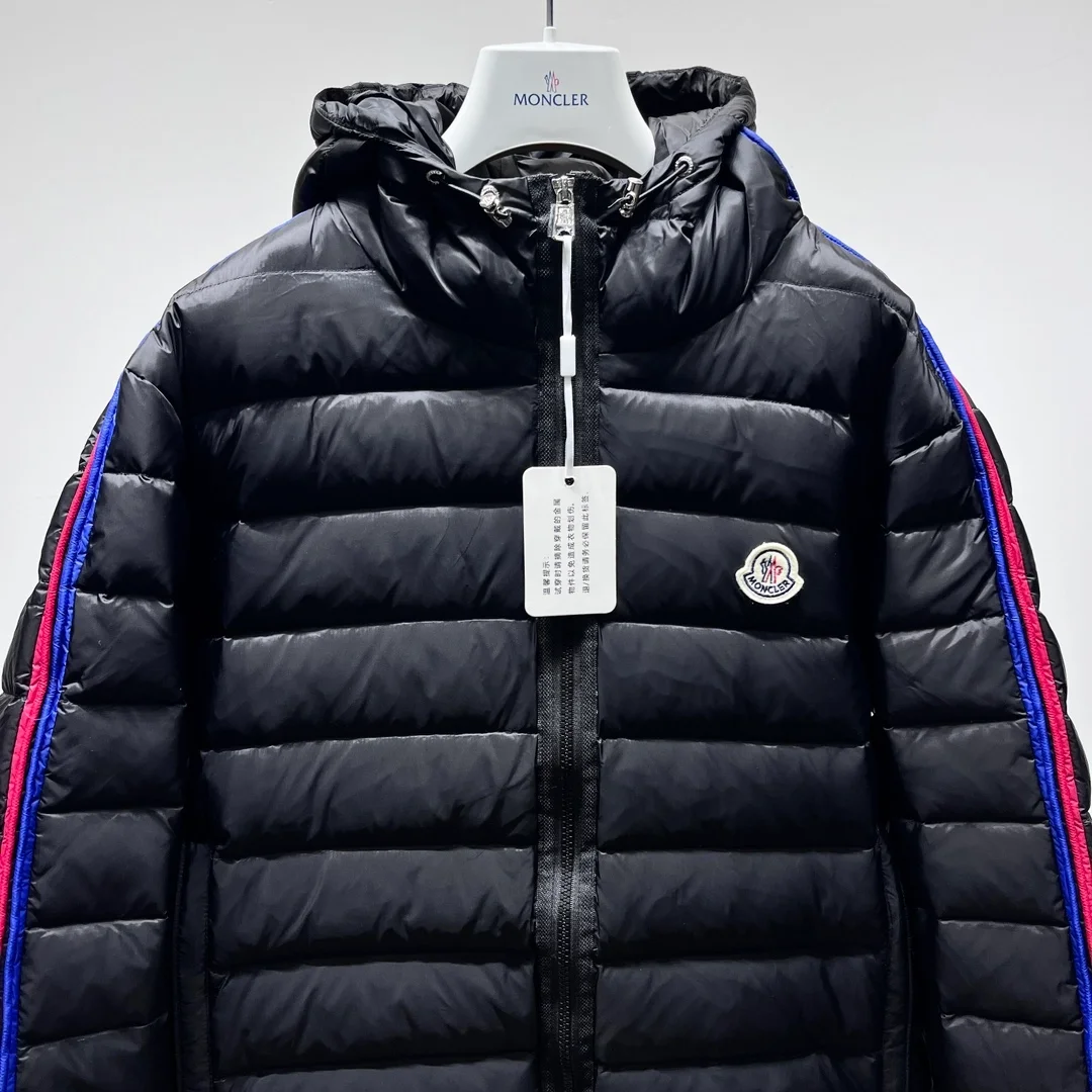 몽클레어 로고 패치 삼색 라이닝 자켓