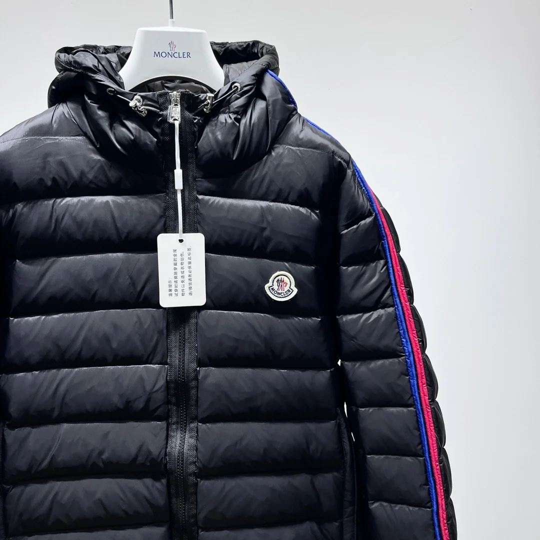 몽클레어 로고 패치 삼색 라이닝 자켓