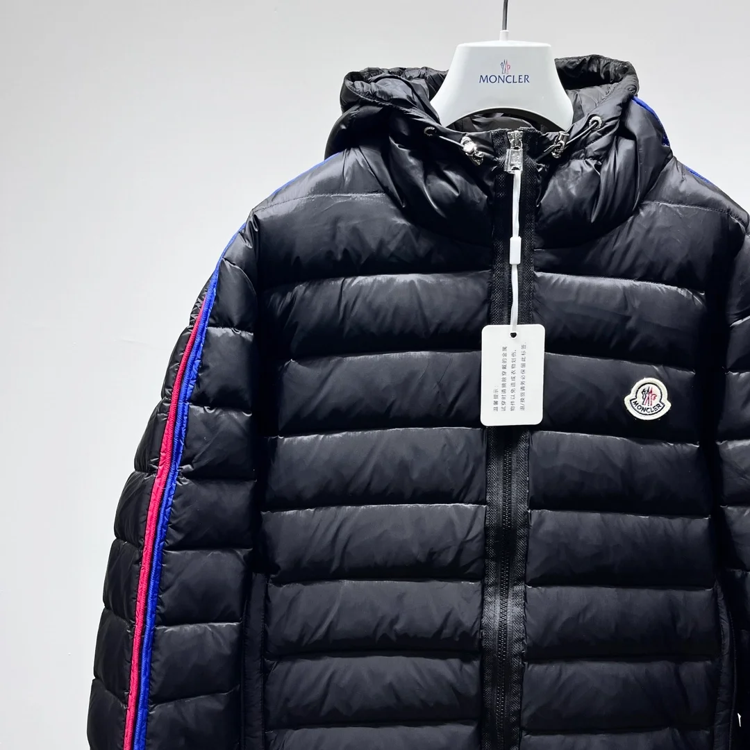 몽클레어 로고 패치 삼색 라이닝 자켓