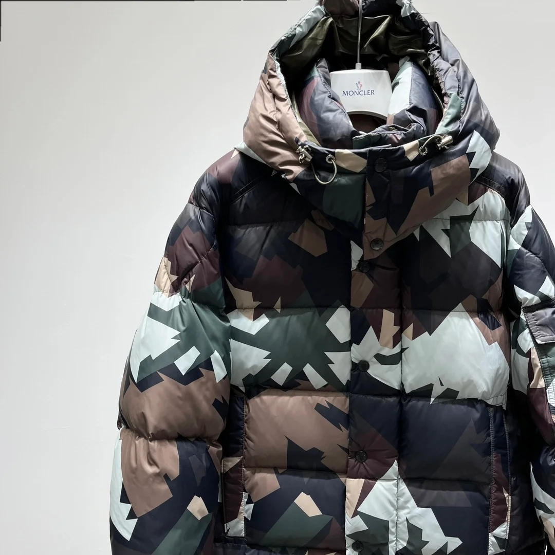 몽클레어 23FW 모사 숏다운 패딩 자켓