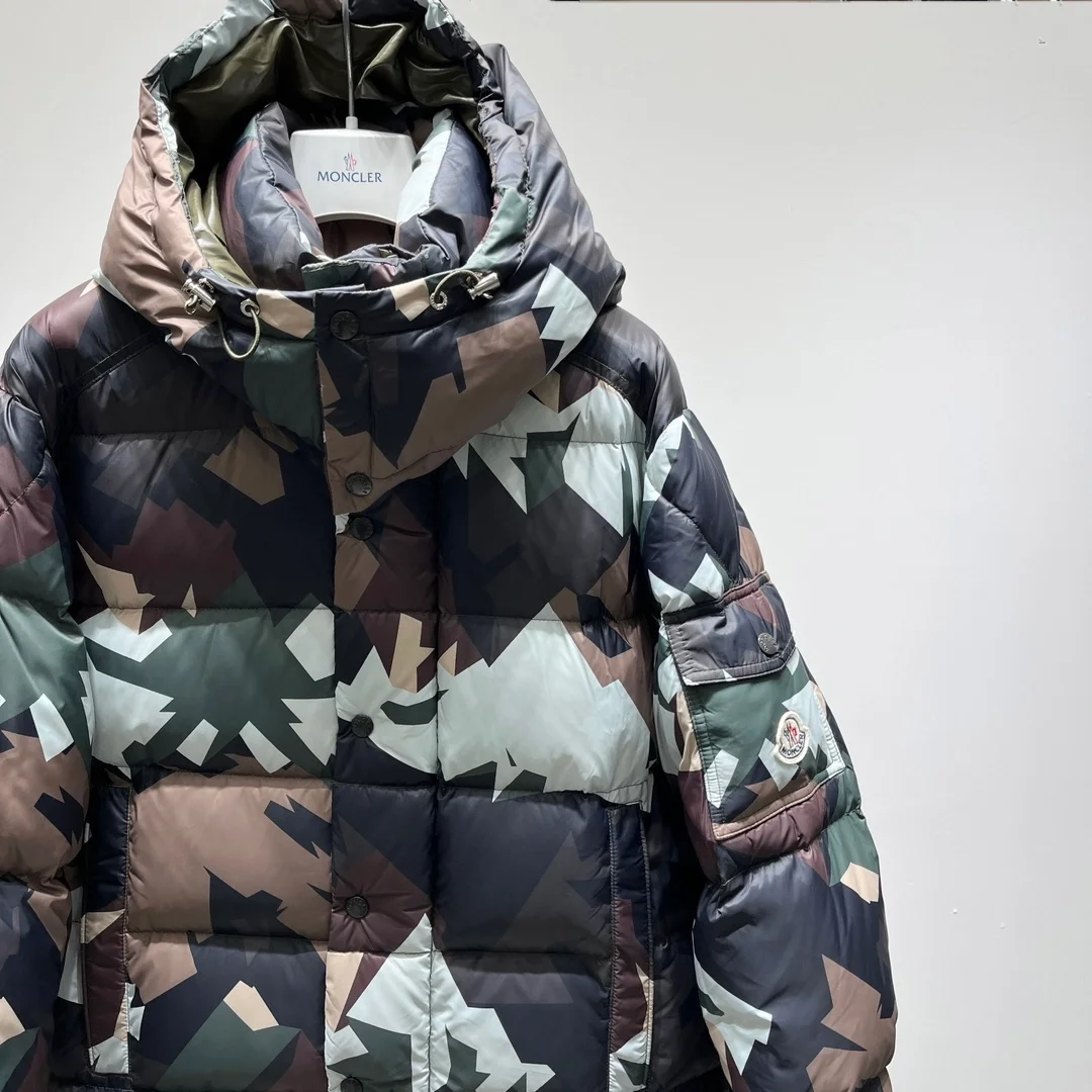 몽클레어 23FW 모사 숏다운 패딩 자켓
