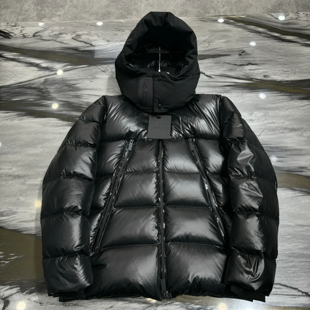 몽클레어 주바이르 다운 자켓
