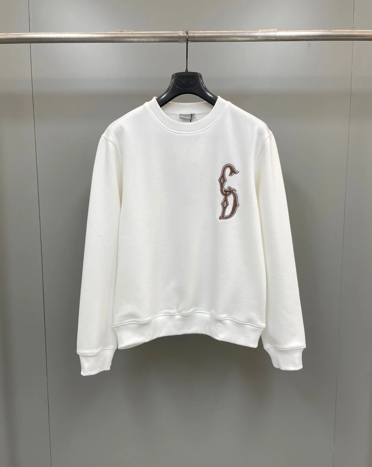 디올 인터레이스 스트레이트 맨투맨