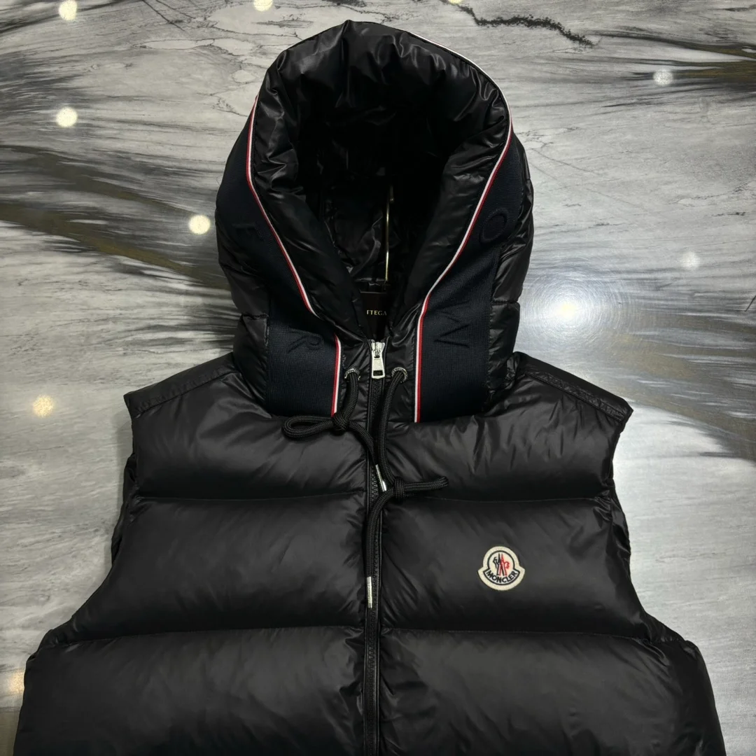 몽클레어 루이로 다운 패딩 베스트