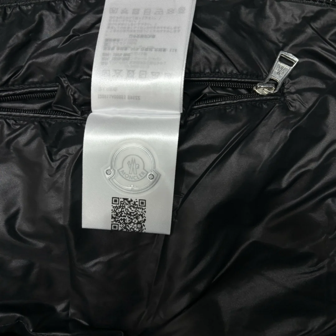 몽클레어 루이로 다운 패딩 베스트