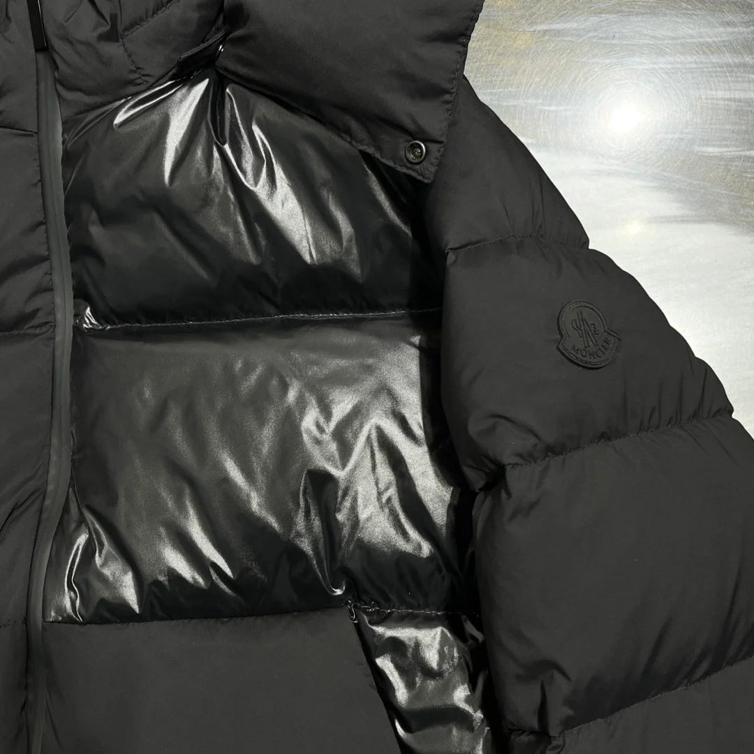 몽클레어 팔라르디 빅로고 패딩 자켓