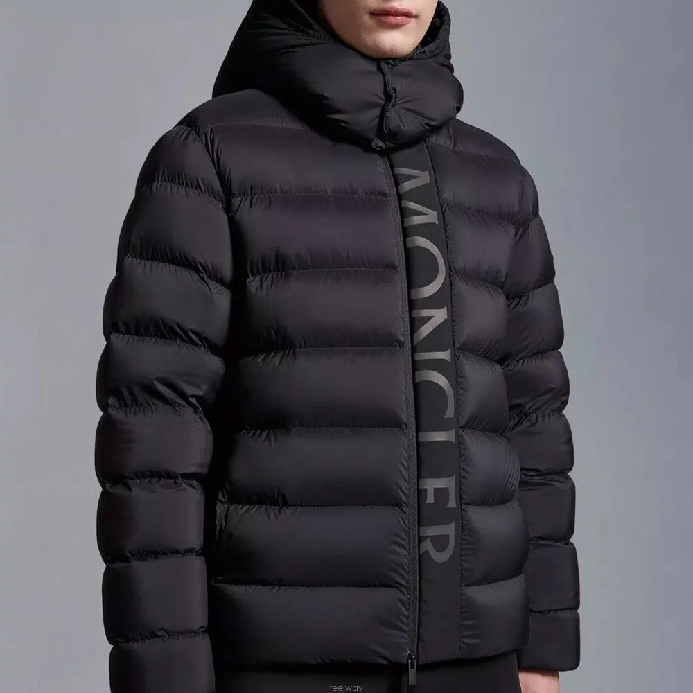 몽클레어 우메 쇼트 다운 자켓 블랙