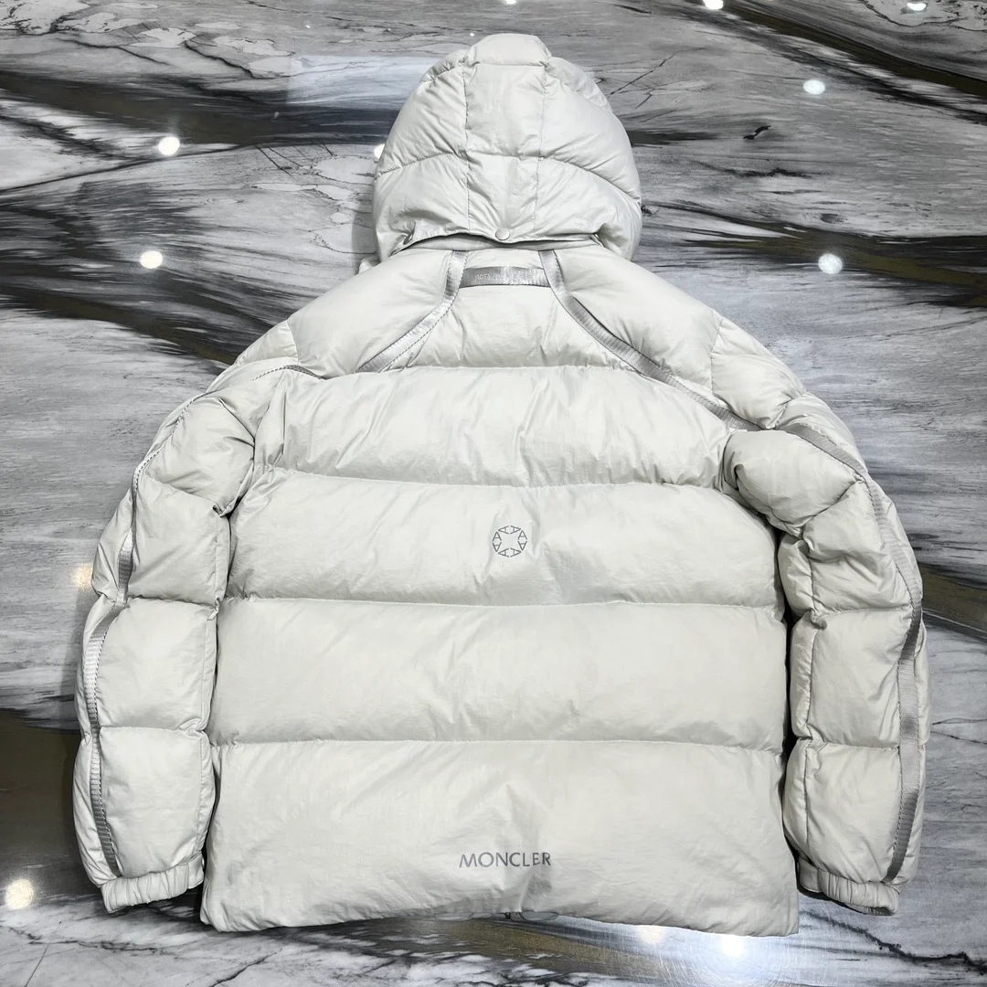 몽클레어 알릭스 포레스트 패딩 화이트