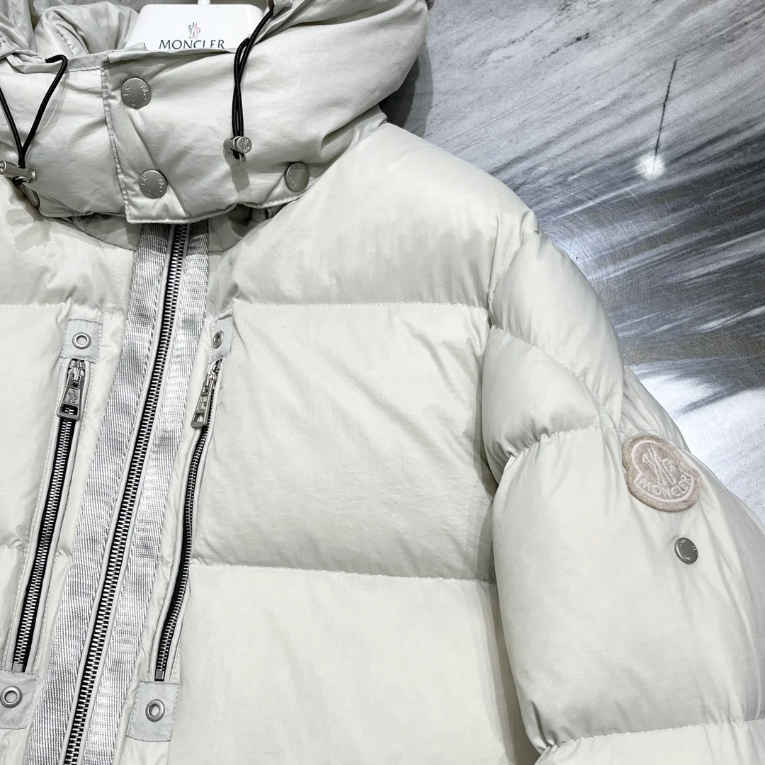 몽클레어 알릭스 포레스트 패딩 화이트