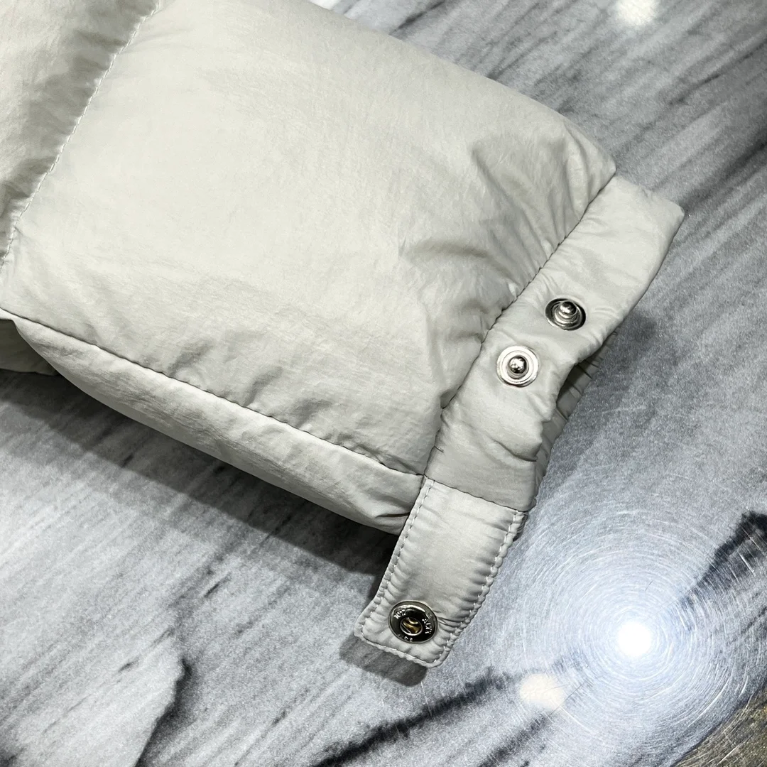 몽클레어 알릭스 포레스트 패딩 화이트