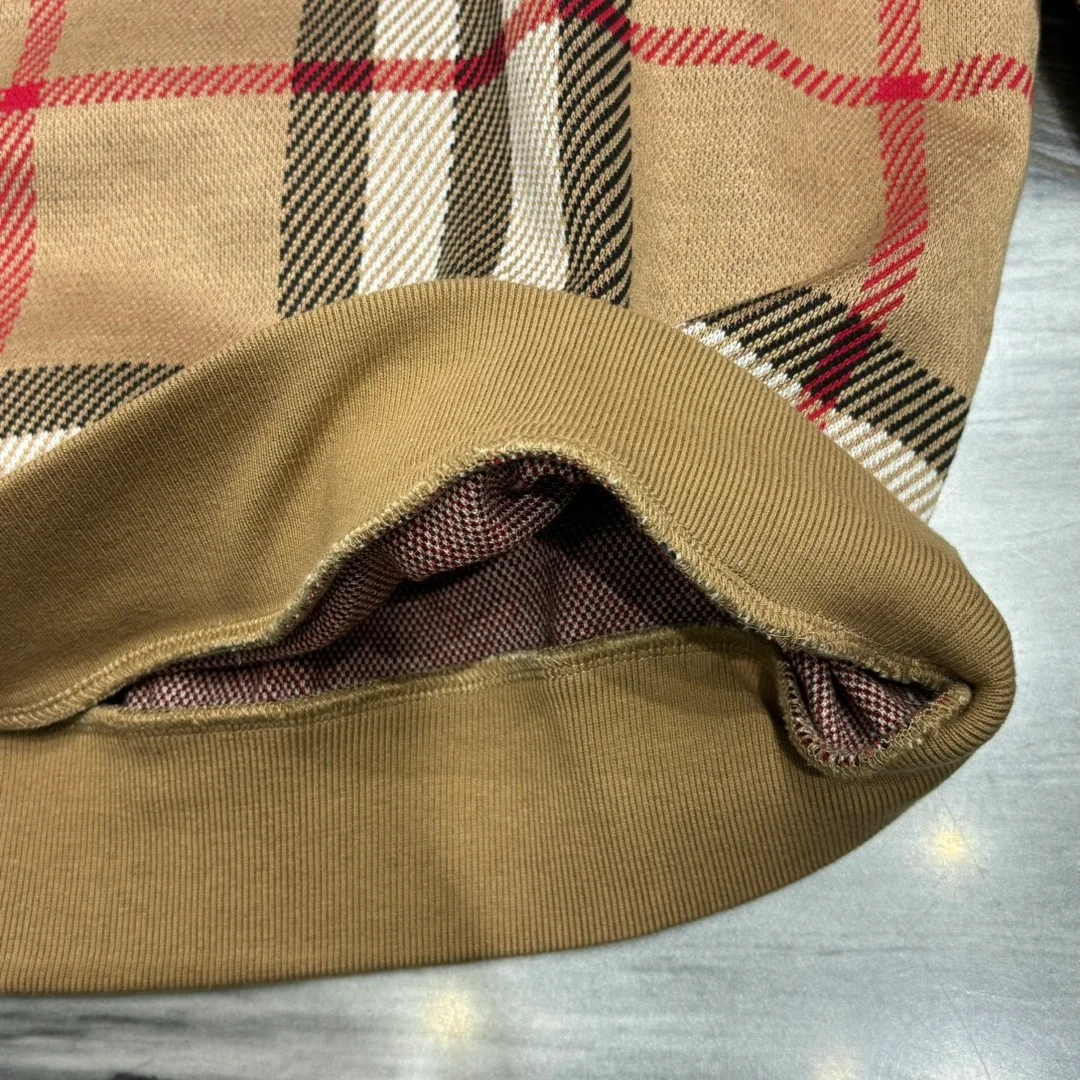 버버리 체크 테크니컬 코튼 스웨터