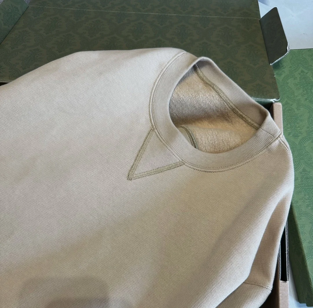 구찌 웹 디테일 코튼 저지 스웨트셔츠 카멜