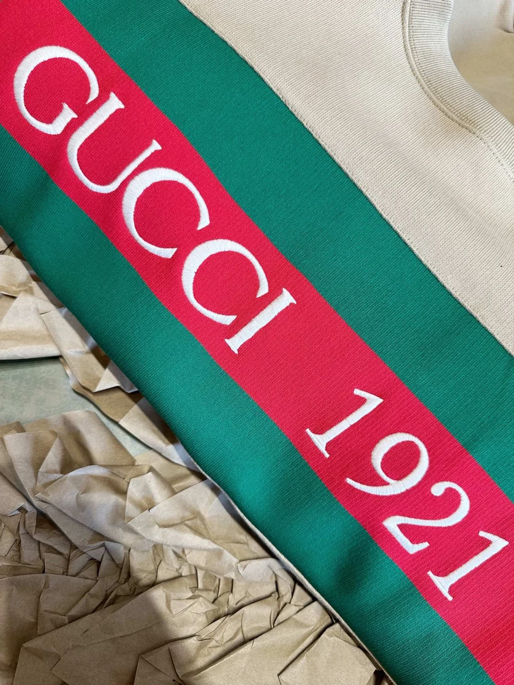 구찌 웹 디테일 코튼 저지 스웨트셔츠 카멜