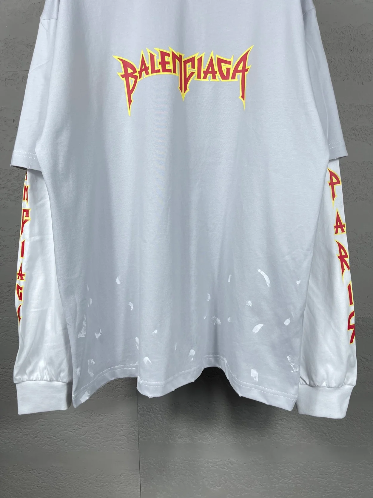 발렌시아가 메탈리카 화이트 티셔츠