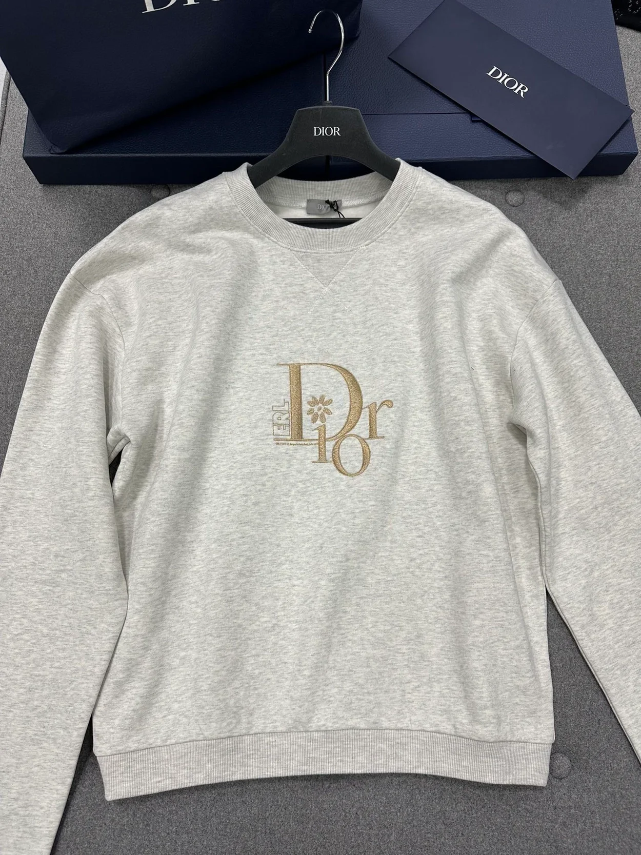 디올 BY ERL 오버사이즈 스웨트셔츠