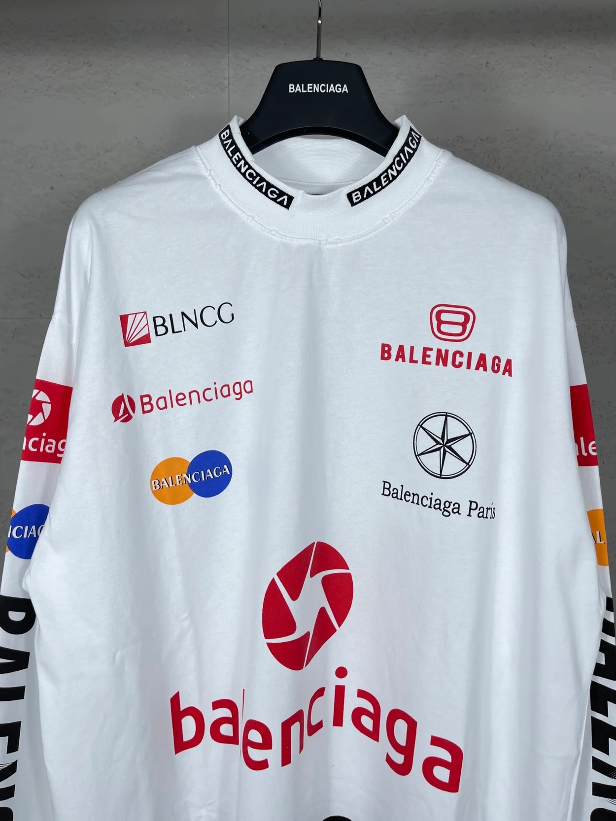 발렌시아가 리그 로고 프린트 스웨트셔츠 화이트