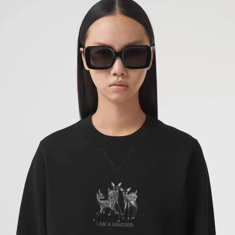 버버리 리카르도 티시 자수 맨투맨