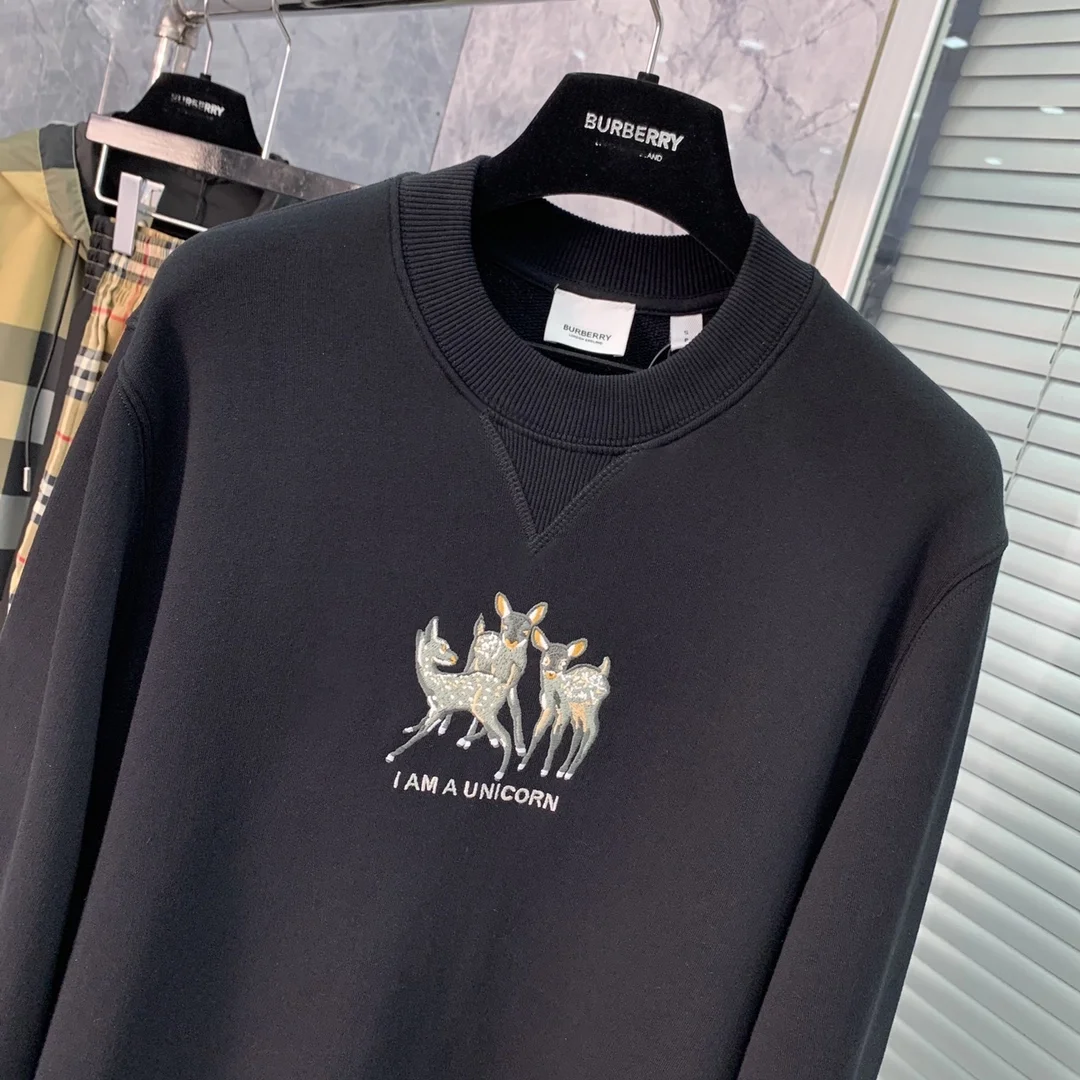 버버리 리카르도 티시 자수 맨투맨