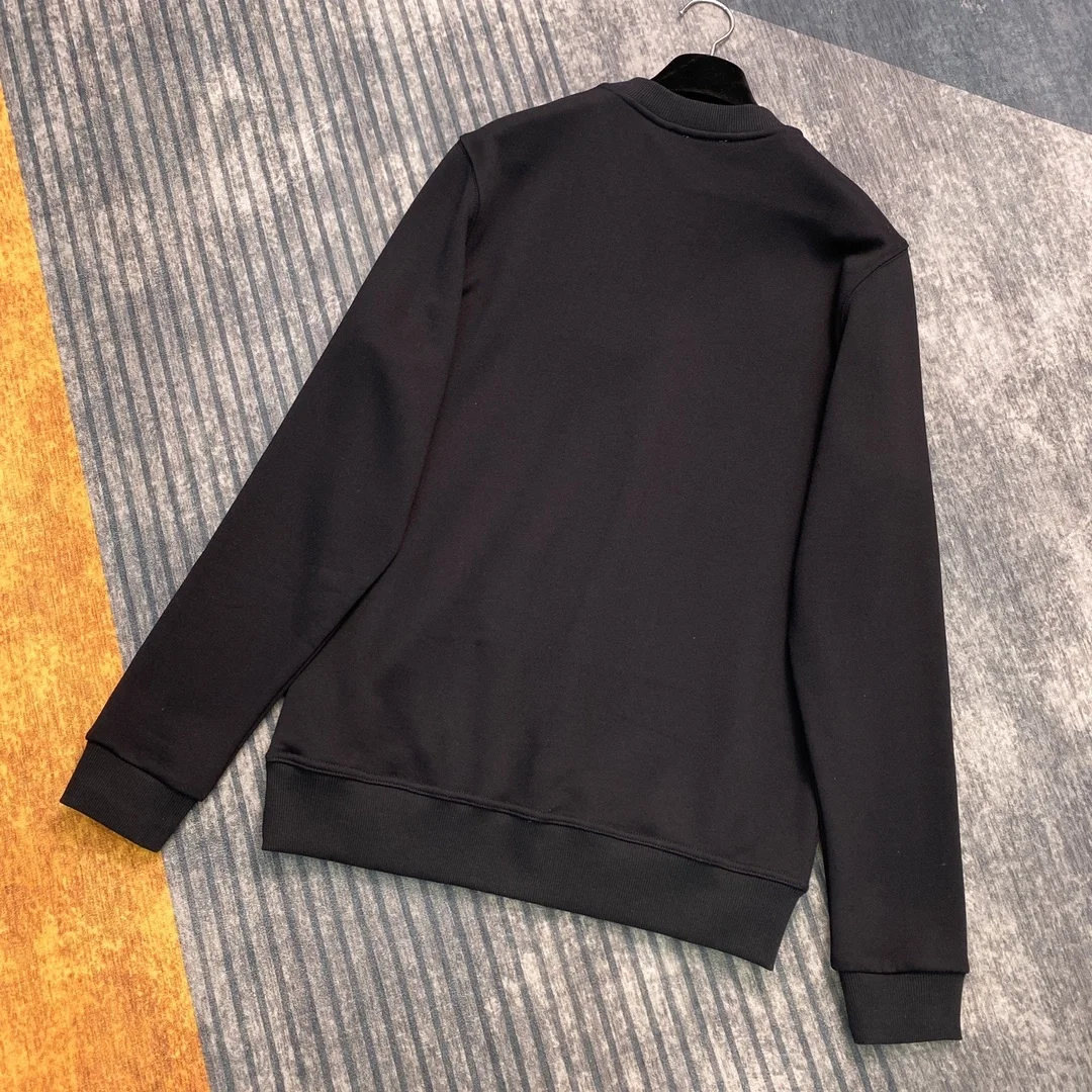 버버리 호스페리 맨투맨 블랙