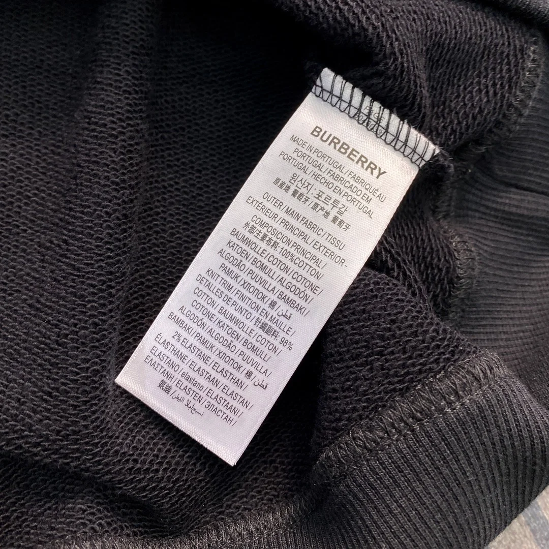 버버리 호스페리 맨투맨 블랙