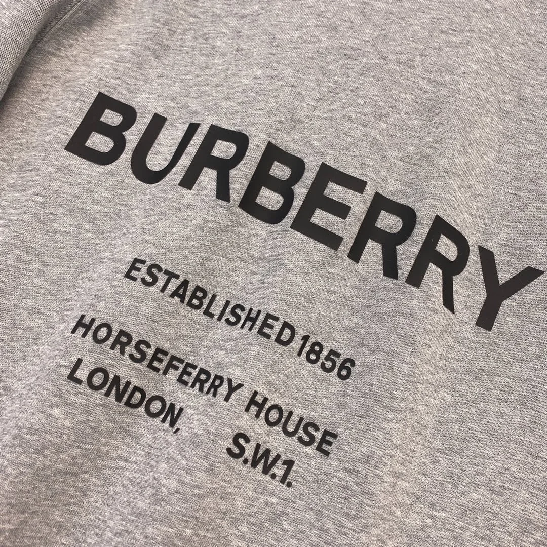 버버리 호스페리 맨투맨 그레이