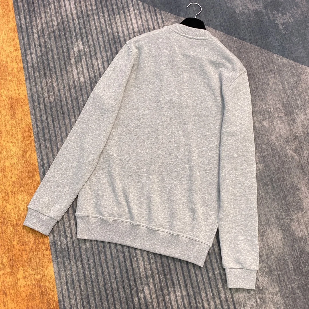 버버리 호스페리 맨투맨 그레이