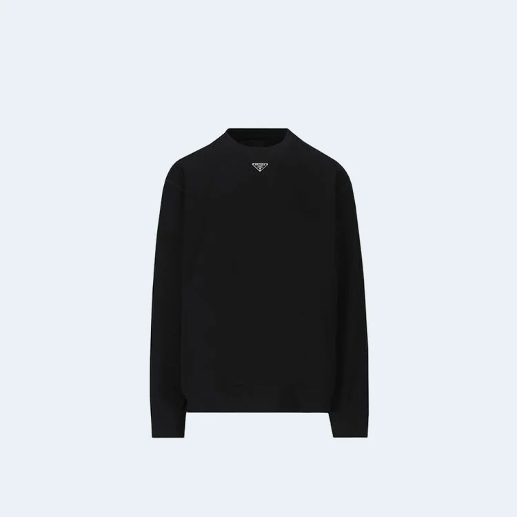 프라다 23SS 삼각로고 맨투맨