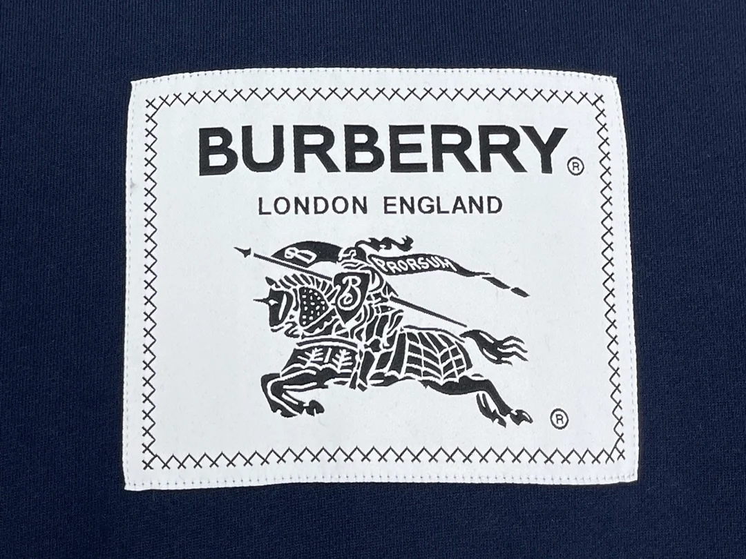 버버리 프로섬 라벨 맨투맨