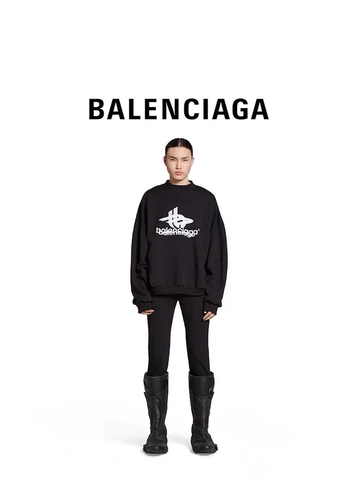 발렌시아가 2023 센터 레이어 맨투맨