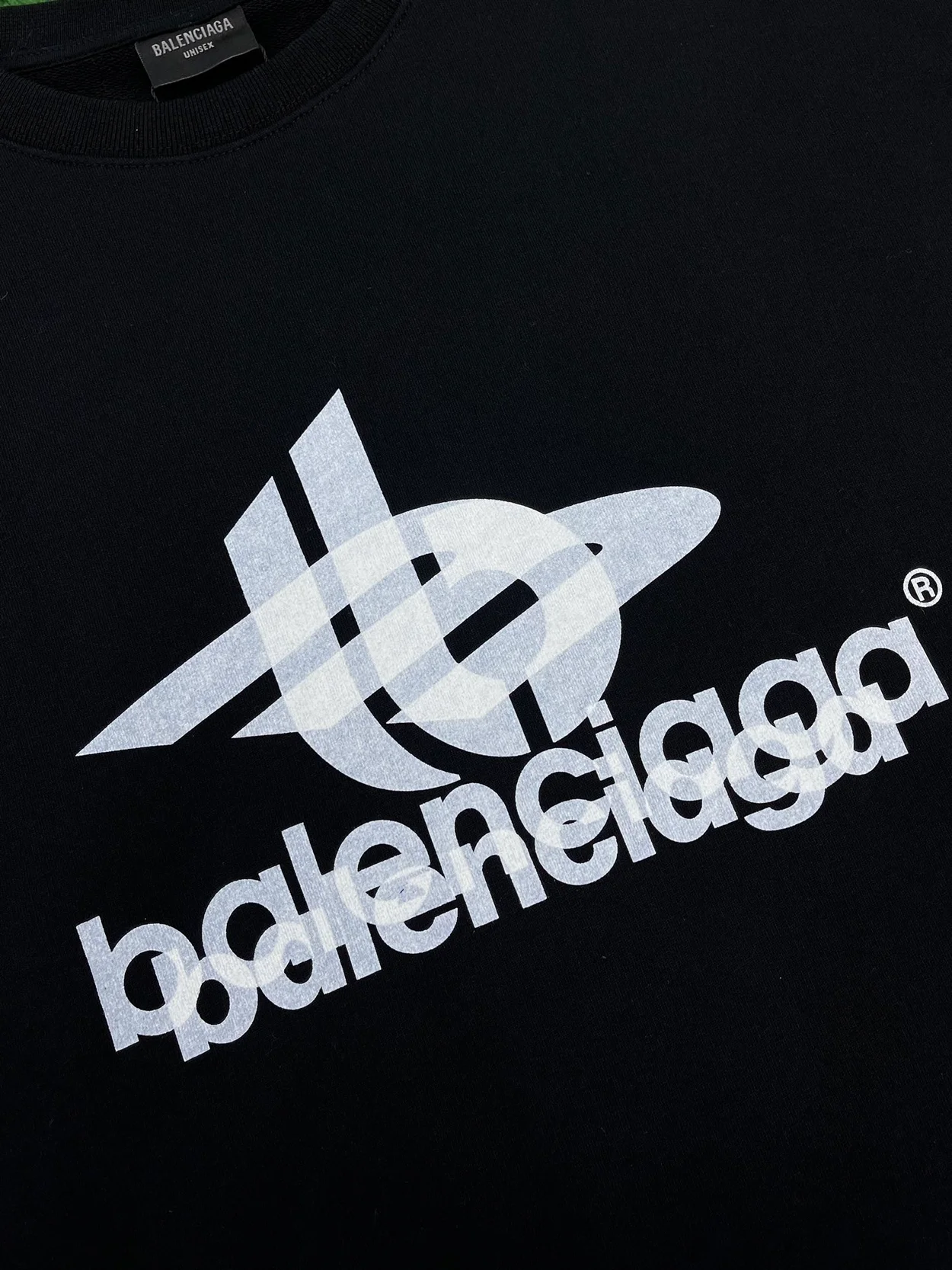 발렌시아가 2023 센터 레이어 맨투맨