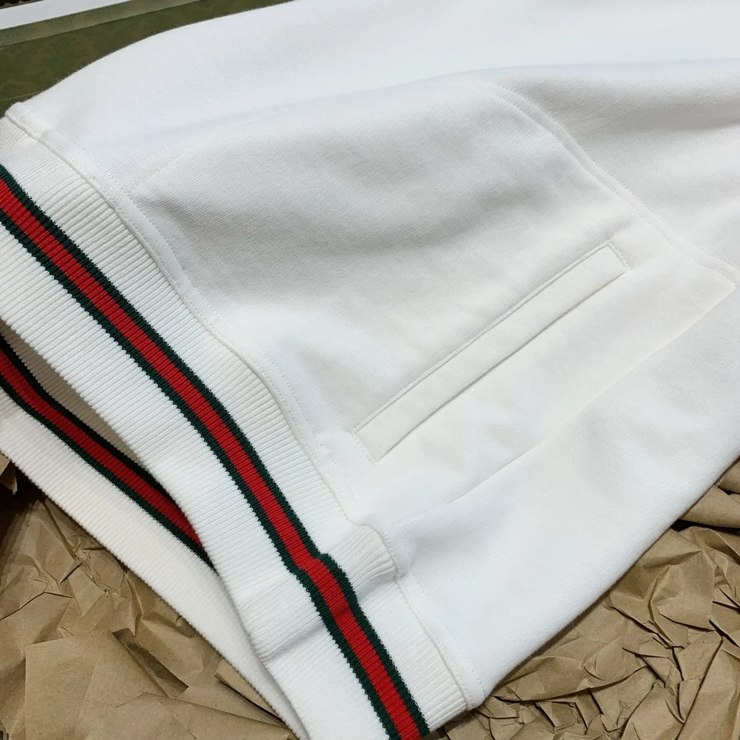 구찌 인터로킹 G 스웨트 셔츠