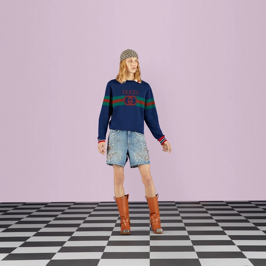 구찌 인터로킹 G 스트라이프 스웻 맨투맨