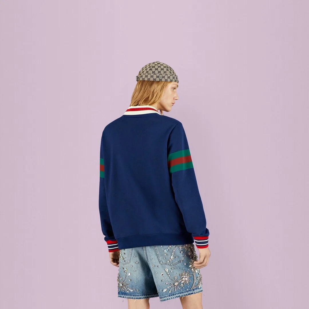 구찌 인터로킹 G 스트라이프 스웻 맨투맨