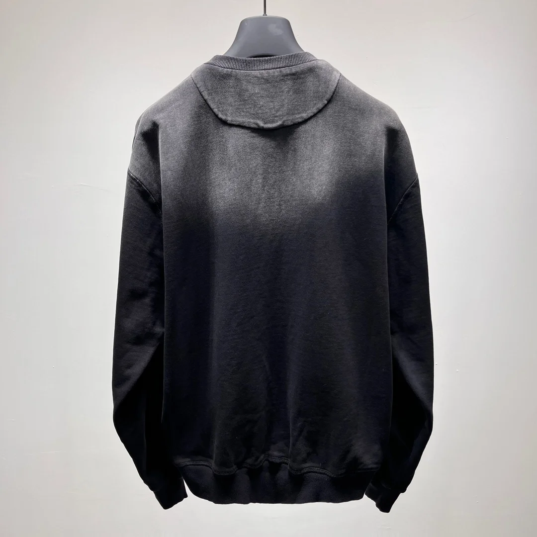 프라다 오버사이즈 가먼트 맨투맨