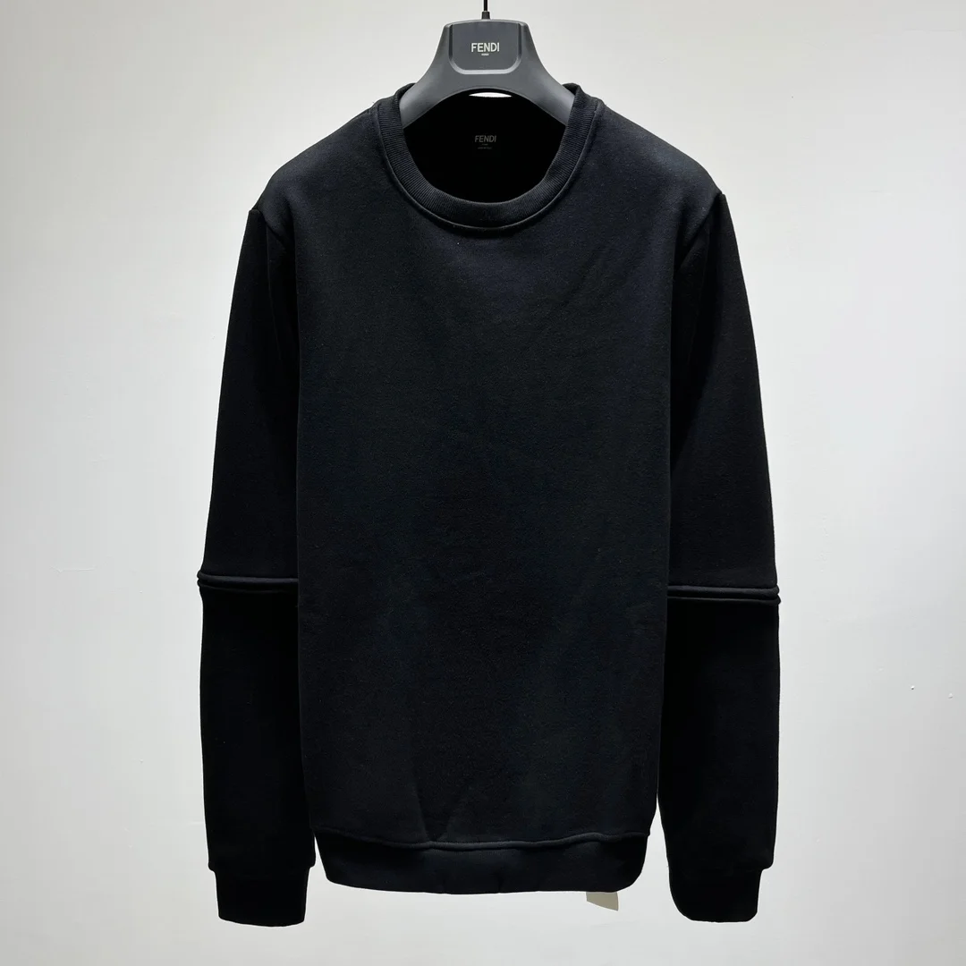 펜디 암지퍼 맨투맨