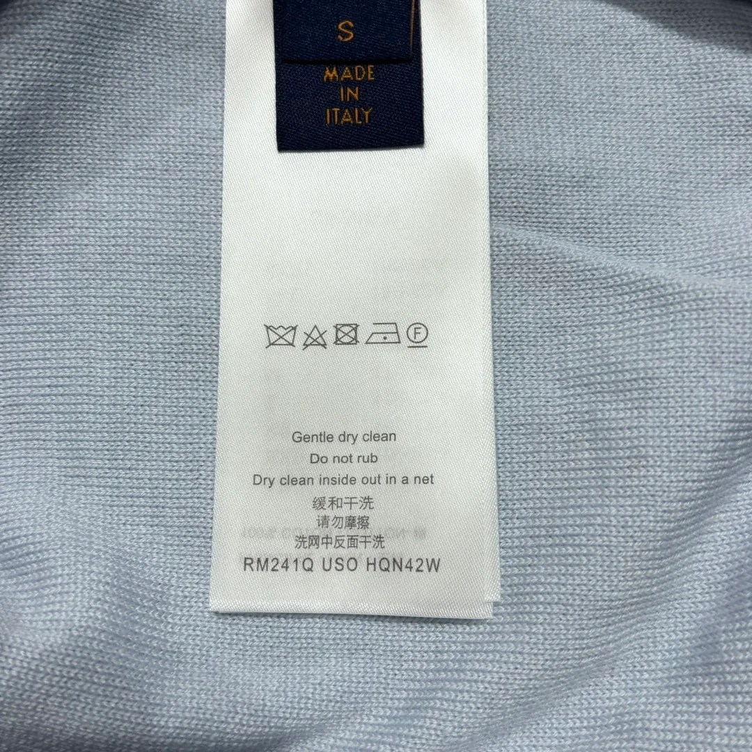 루이비통 그라데이션 코튼 크루넥 다크 블루